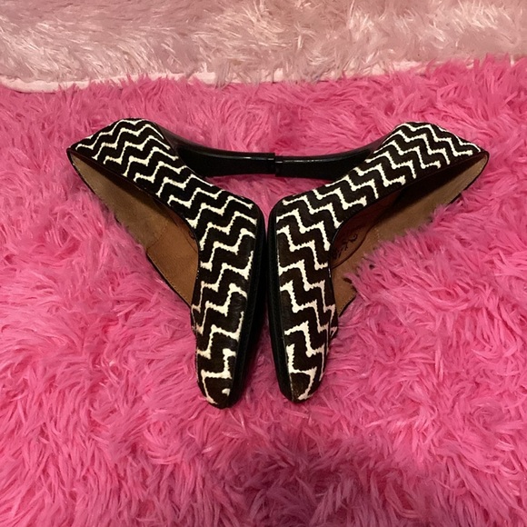 Sofft Moselle calf hair chevron pattern patent heel pumps in cream and brown 10 - Picture 8 of 12